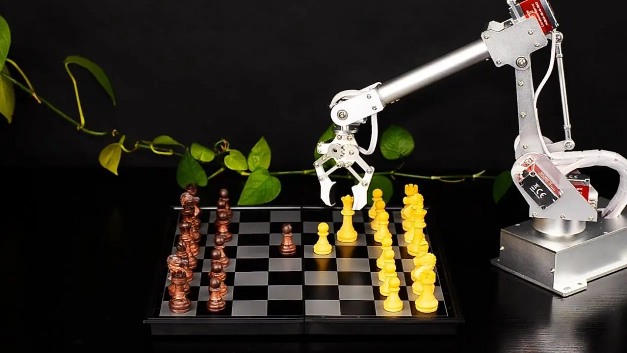 Misteick chess bot